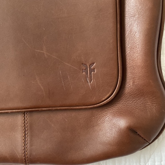Frye | Crossbody bag genuine leather - Picture 2 of 11